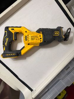 DEWALT 20V MAX XR Brushless Reciprocating Saw DCS382 – Tool Only