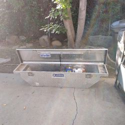 Konalt Tru C k Bed Tool Box With Lock Diamond Plate