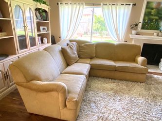 Sectional Sofa (Chenille)
