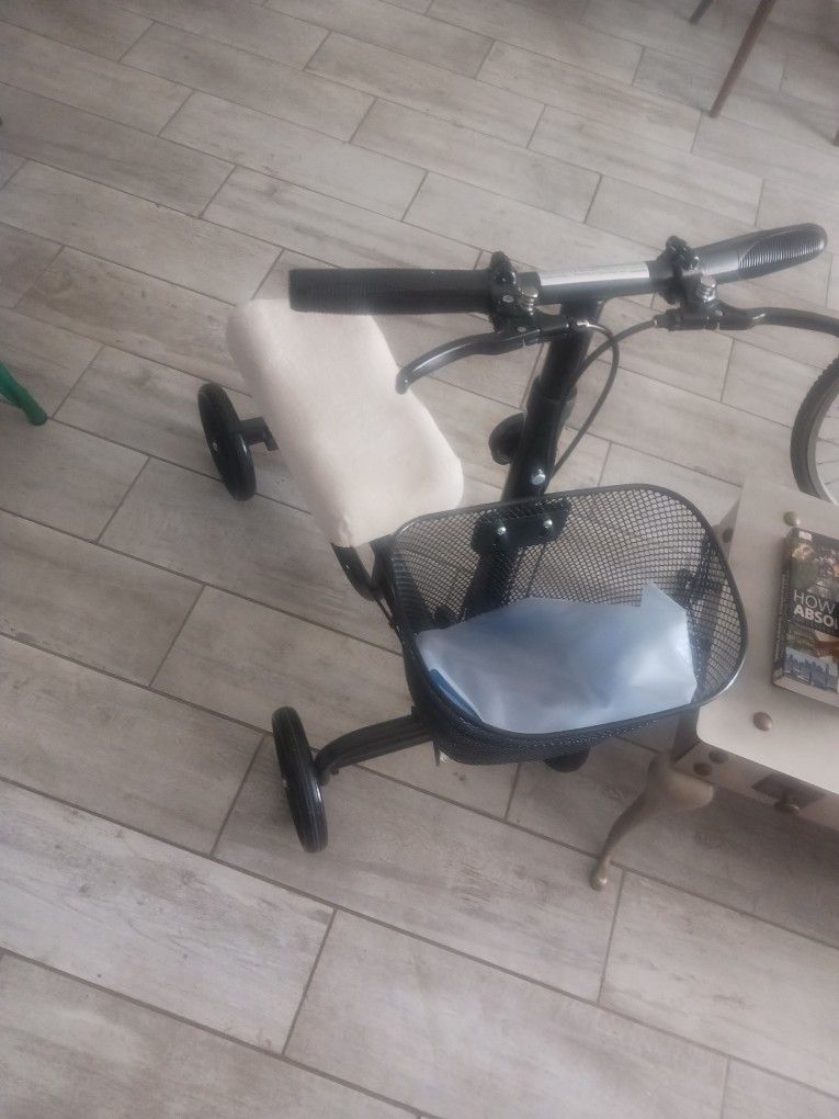 Scooter Leg Knee Rover $ 60 Cash