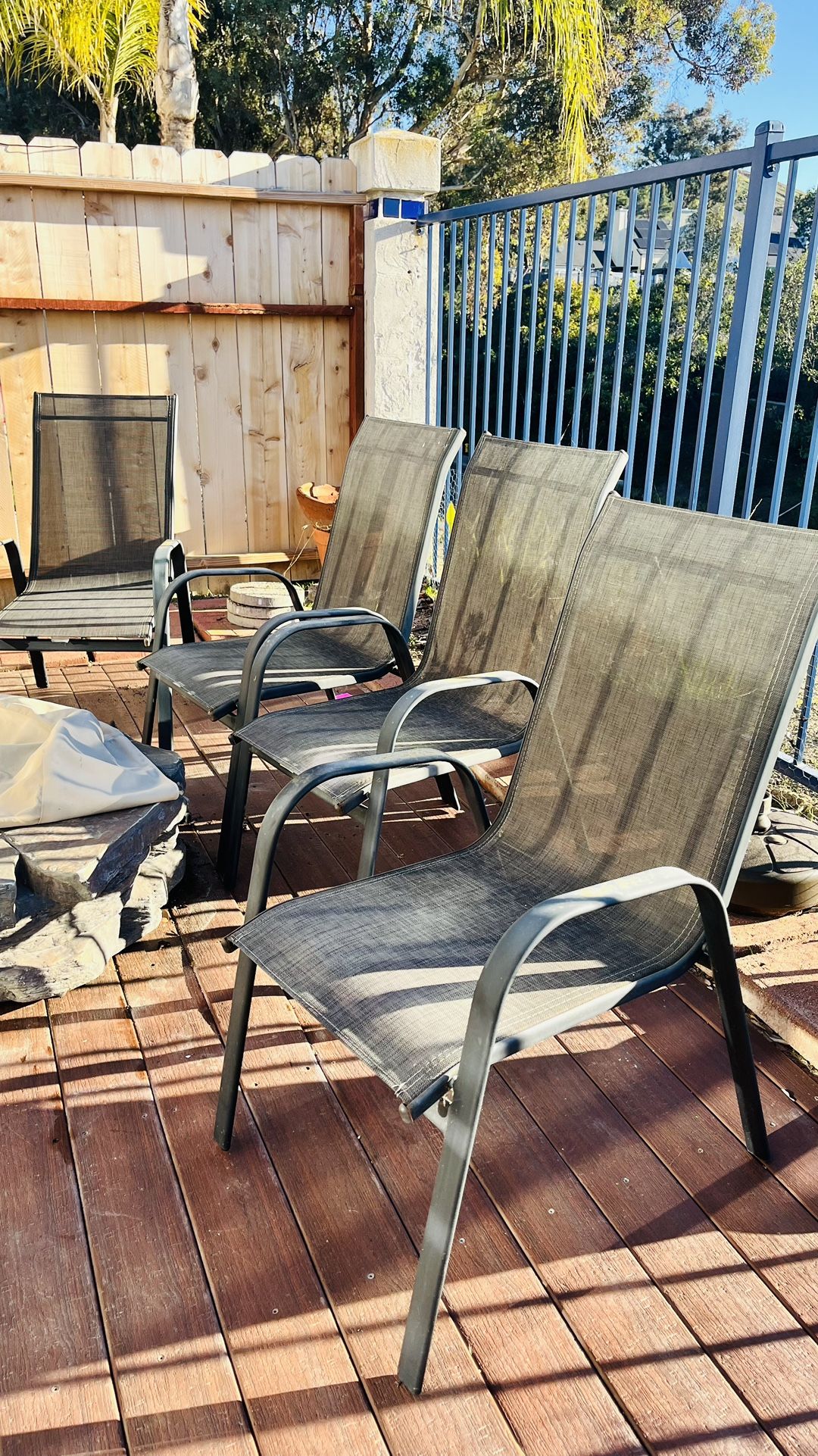 4 Patio Chairs