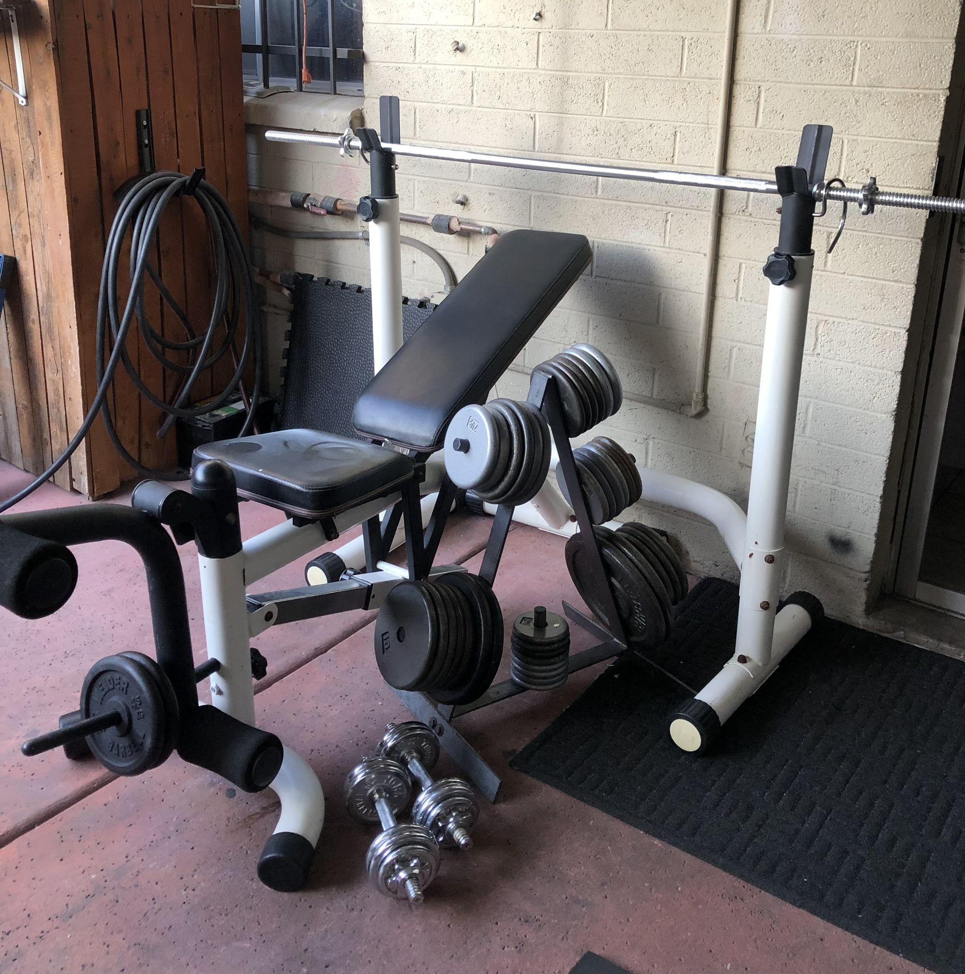 Weight Bench With Weights Bars