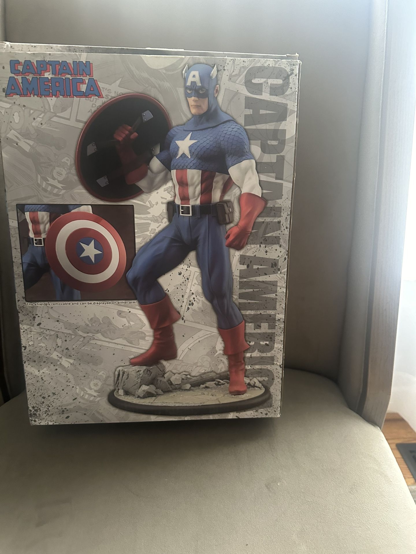 Captain America statue