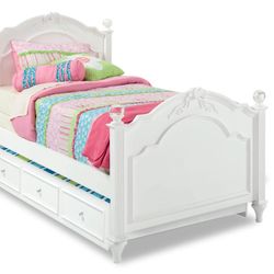 Twin Bed With Twin Trunk Bed Under