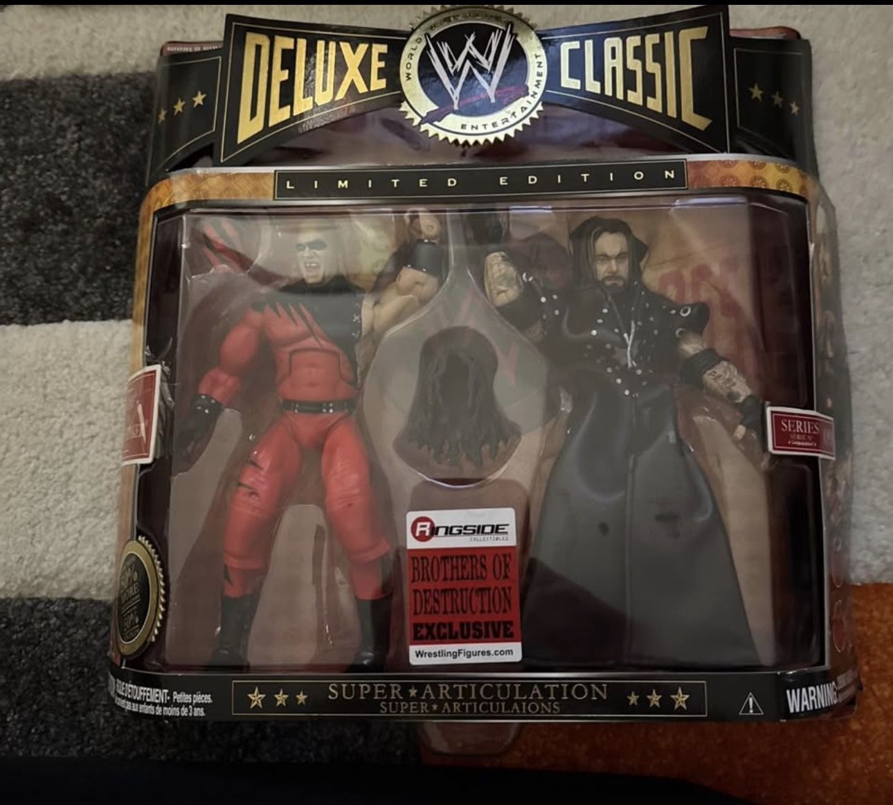 WWE Jakks Classic Deluxe Ringside Exclusive Undertaker vs Kane Action Figures