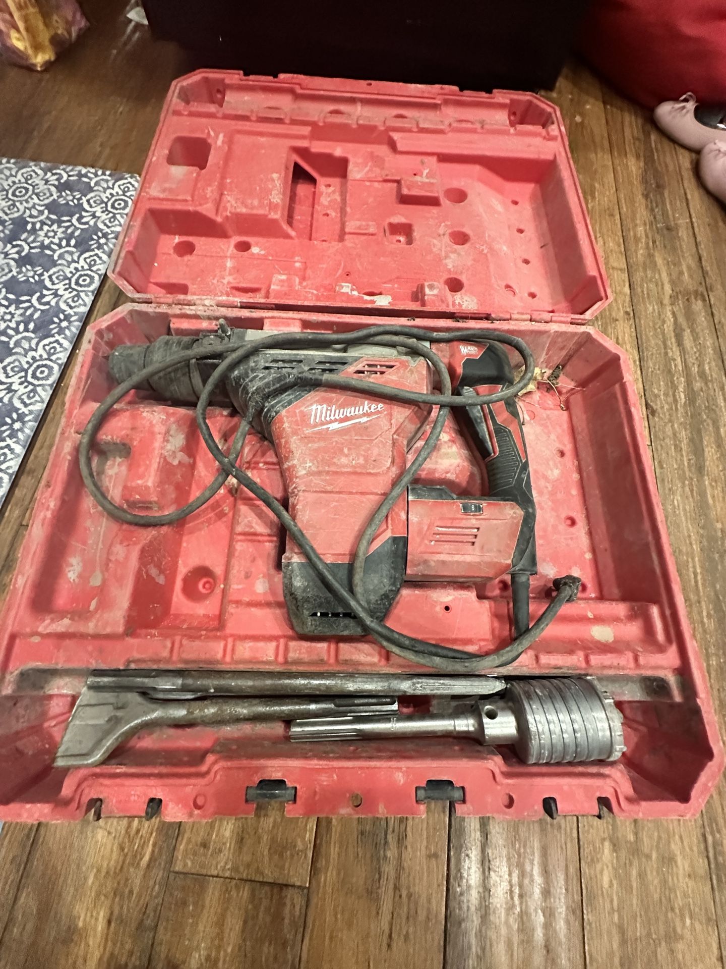 Milwaukee Rotary Hammer