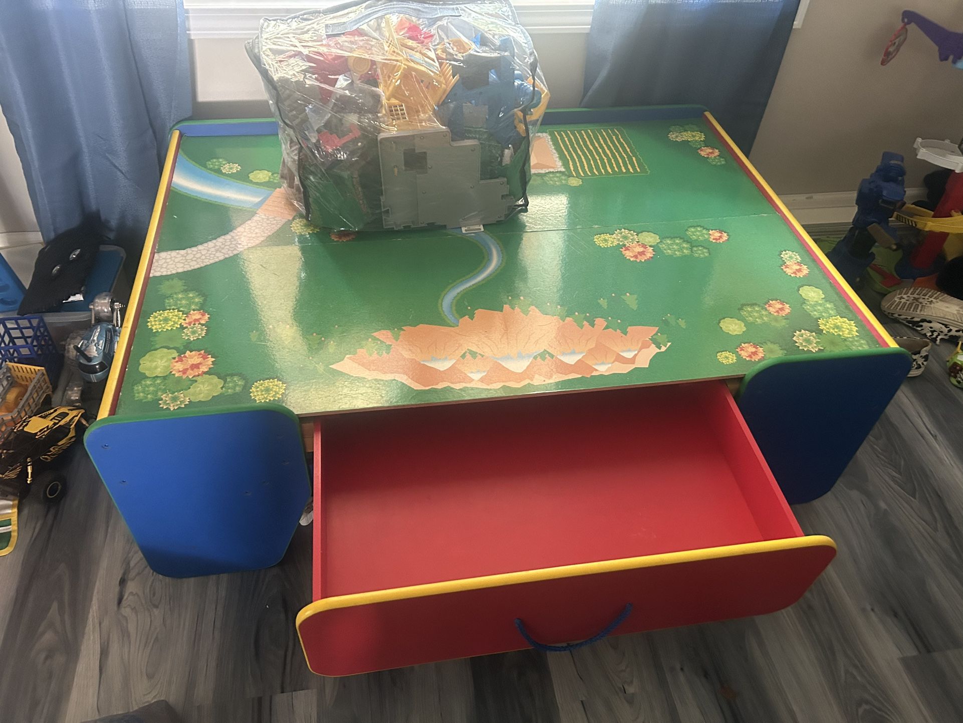Kids Table