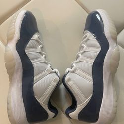 NIKE AIR JORDAN 11 LOW DIFFUSED BLUE  SIZE 12 