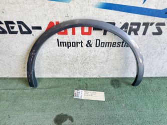 2018 - 2019 - 2020 AUDI SQ5 Q5 REAR LEFT FENDER FLARE ARCH MOLDING OEM AX98517