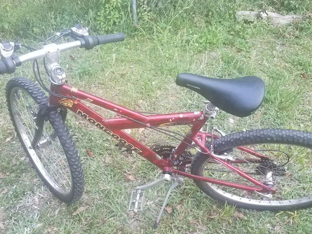 26'' Mongoose Mountain Bike
