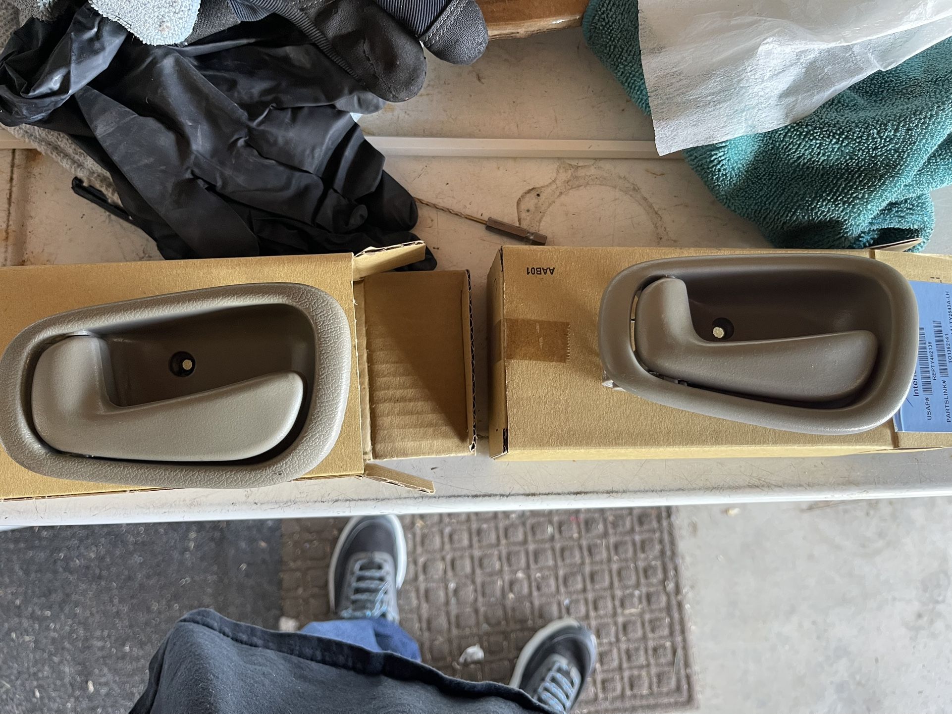 98-02 Corolla Door Handles 