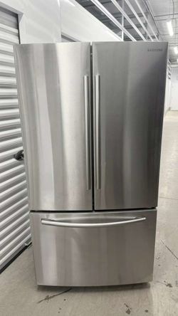 SAMSUNG REFRIGERATOR