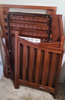 Slumbertime Simmons Crib