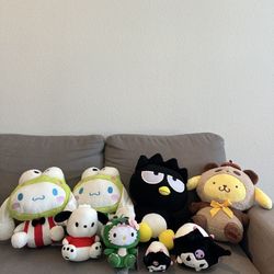 Sanrio Round 1 Plushies