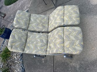 Double adjustable chaise lounger