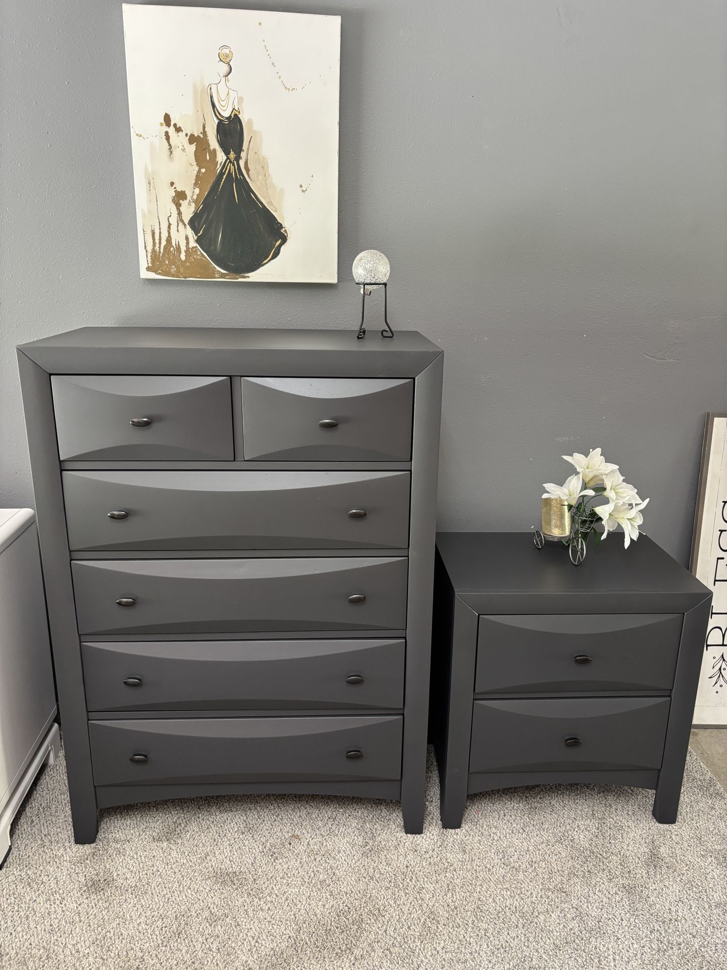 Dresser all wood dove tail  Refinished modern gray gunmetal handles like new 48”34”