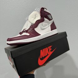Jordan 1 Retro High OG Bordeaux Size 9M