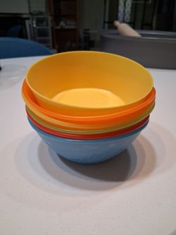 Free Plastic Toddler Bowls