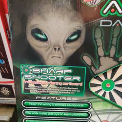 Alien Sharp Shooter Dart Board 