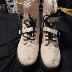 Women's boots