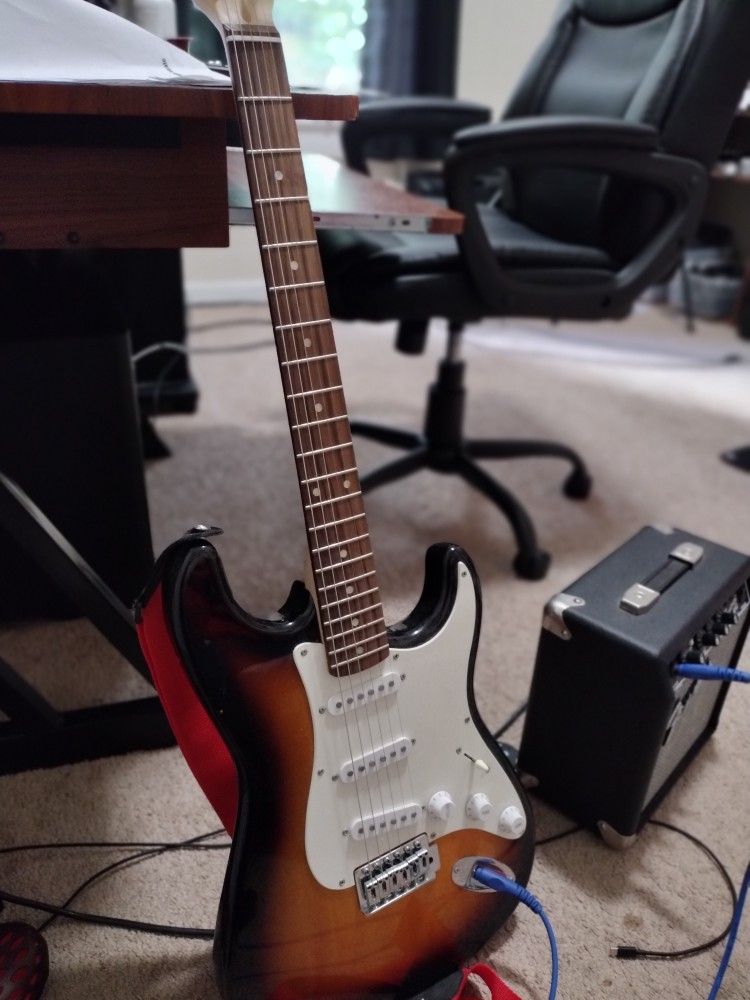 Fender Squier Bullet Stratocaster Electric Guitar & Amplifier