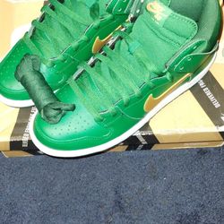  Nike SB Dunk High Pro St. Patrick Day - Size 10 2013