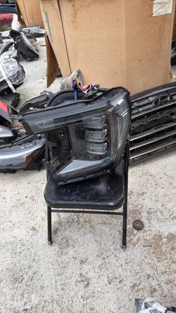 GMC sierra headlight 2023 2025