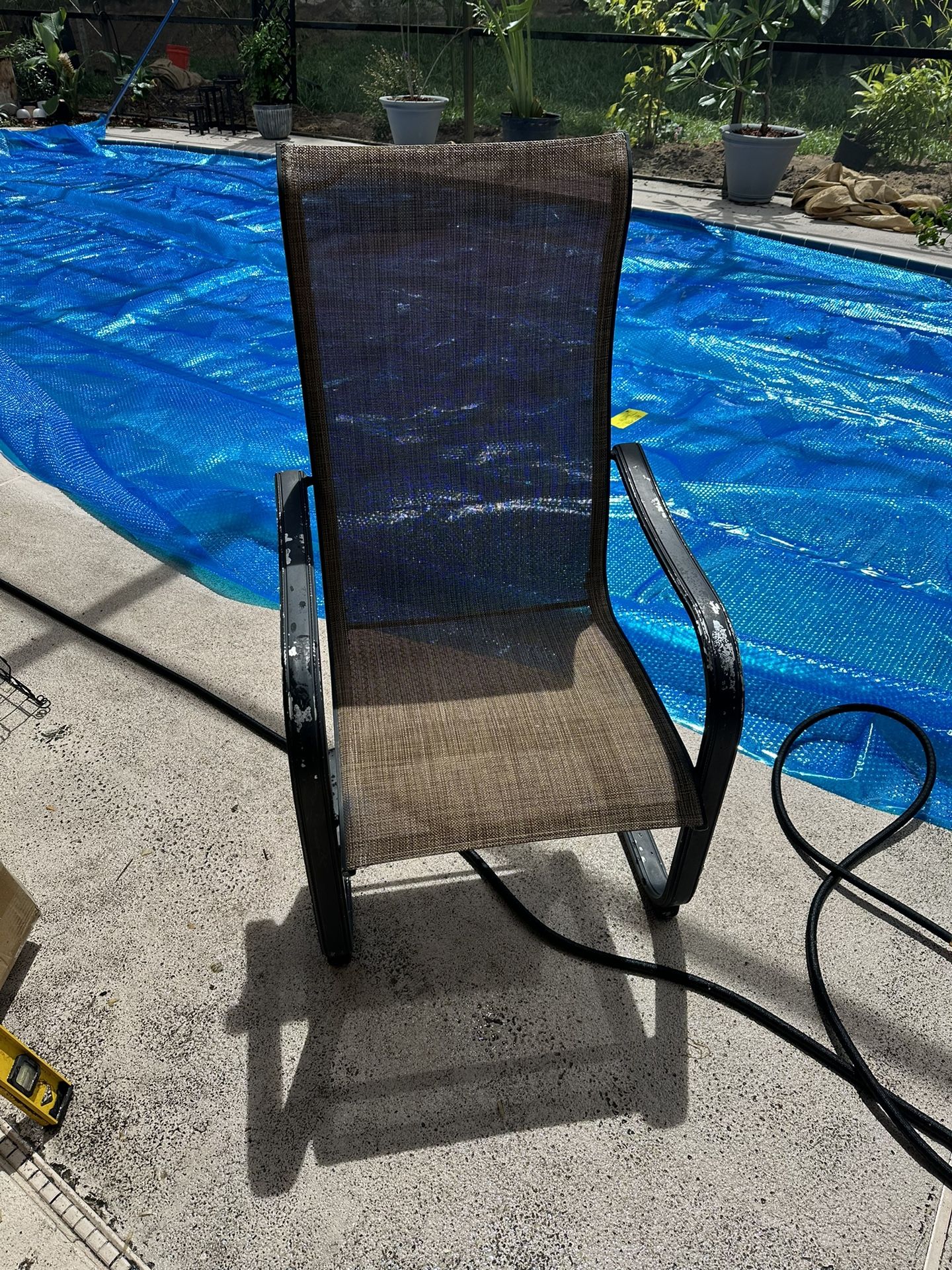 4 Patio Chairs Free