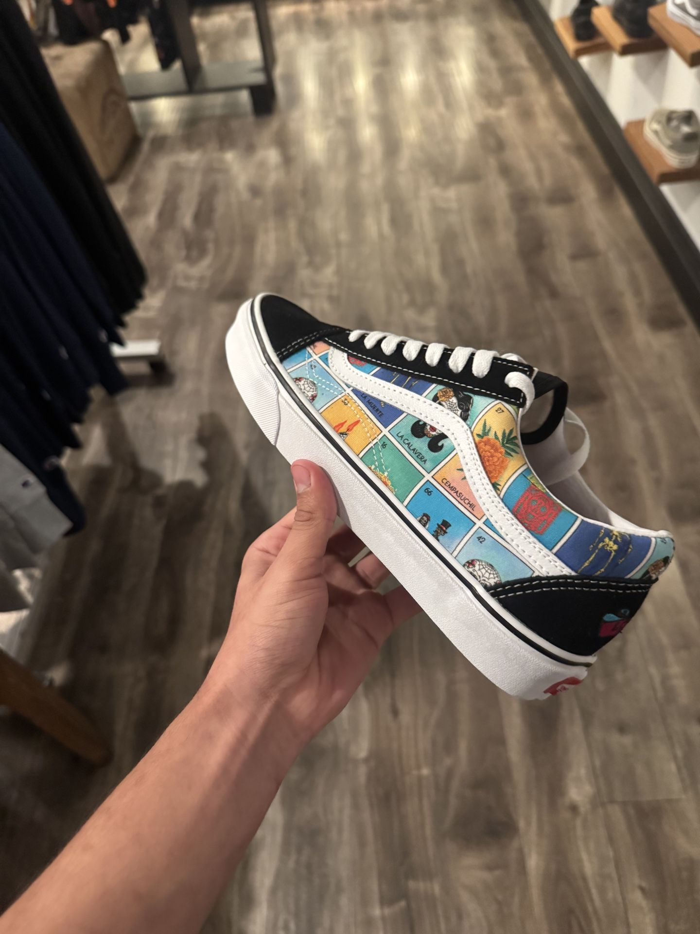 Vans exclusive , shoes Everything Must Go 50% To 70% Off
