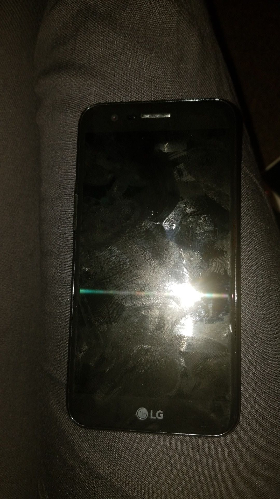 Lg risio 3 red line with black screen