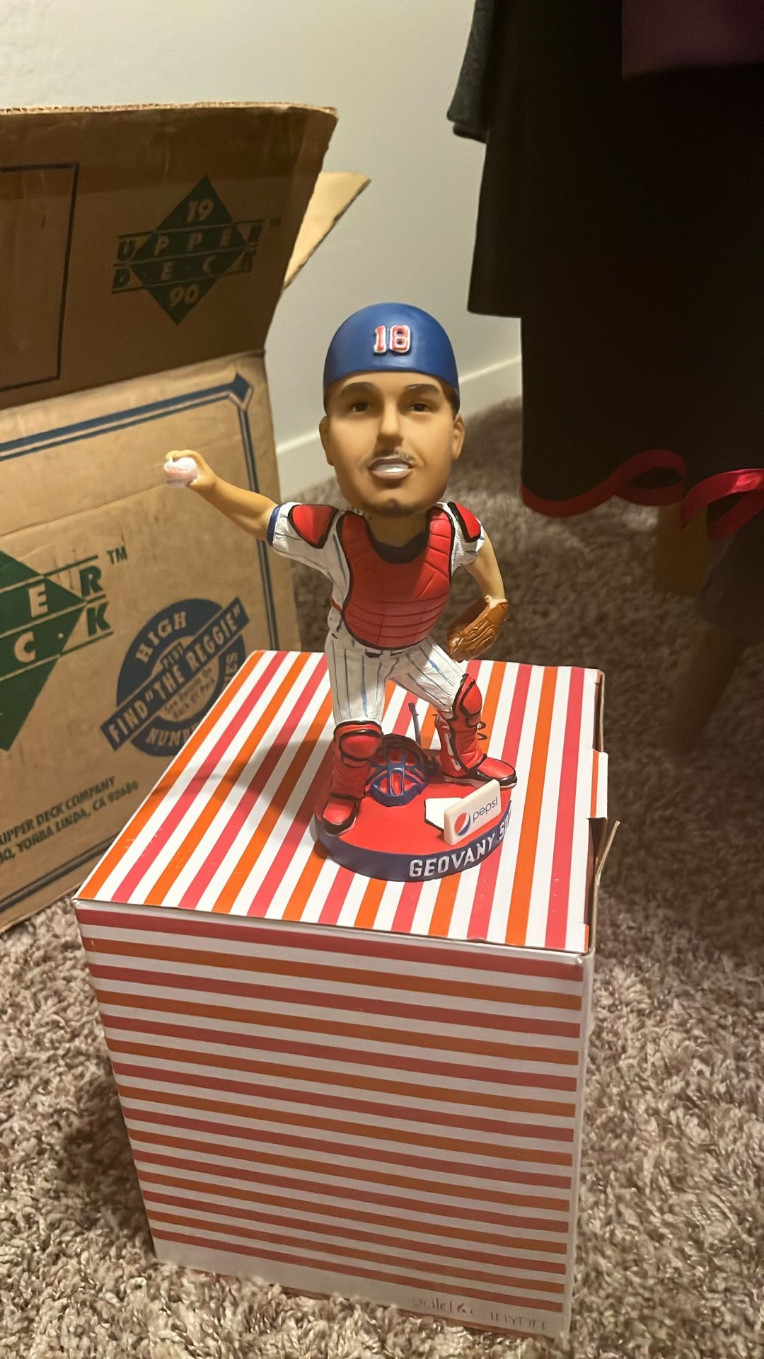 Bobble head