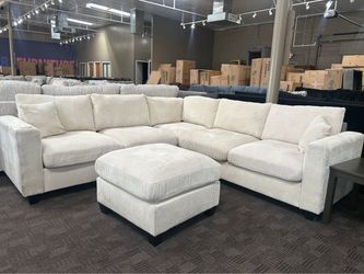 Cream L shaped comfy sectional sofa w/ free ottoman