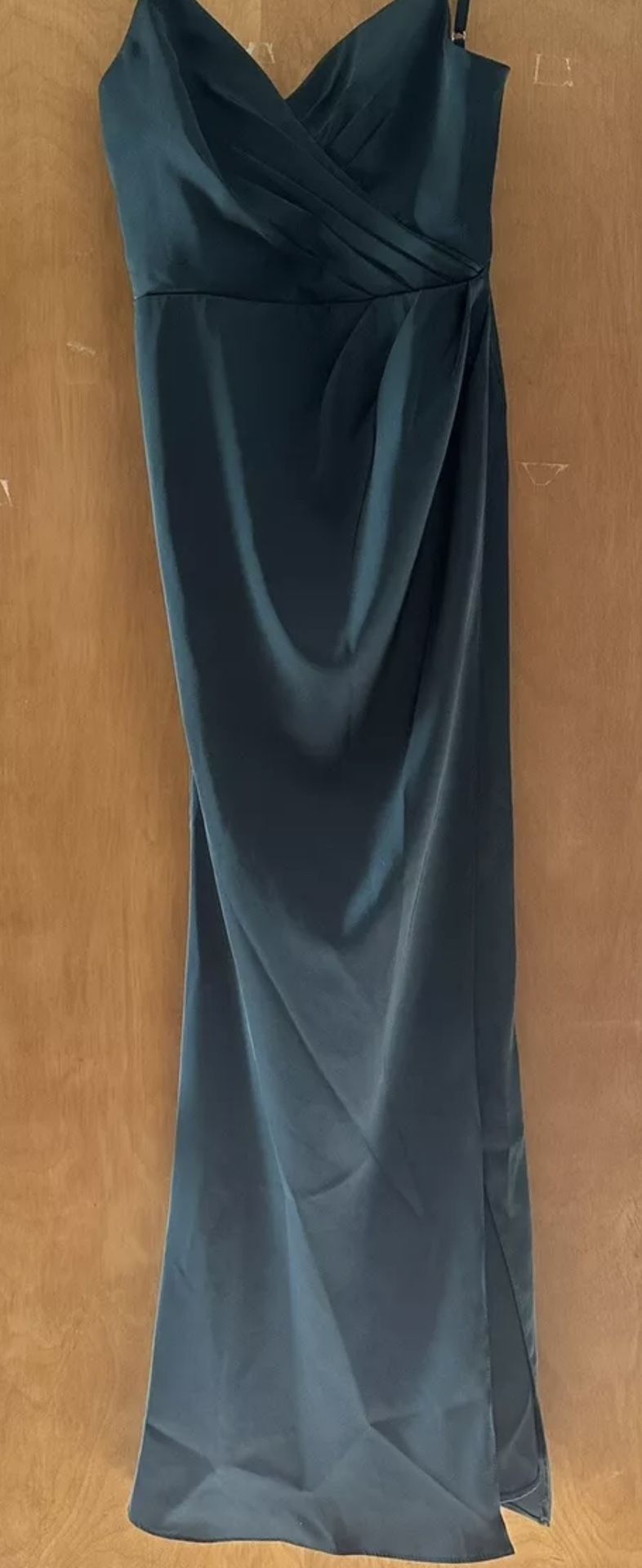 Azazie Women’s A0 Green VNeck Pleated Front Overlap Pencil Maxi Bridesmaid Dress