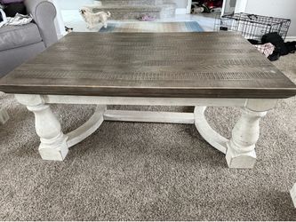 Rustic Farm Living. Room Table Set