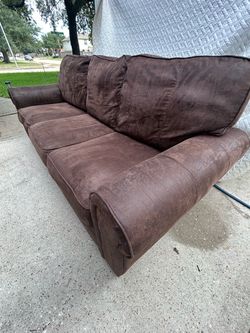 Comfortable Brown Microfiber / Faux Suede Sofa – Great Condition!