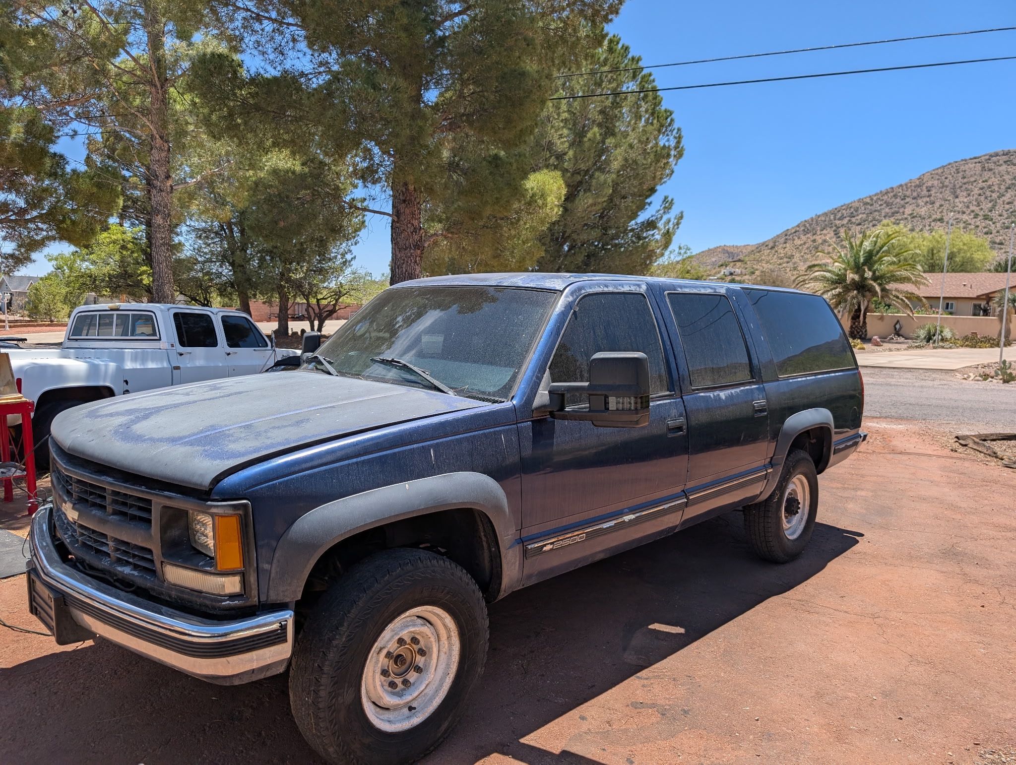1999 Big Block Chevy suburban k2500 7.4L