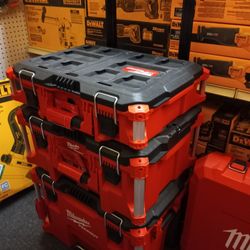 MILWAUKEE PACKAOUT ROLLING TOOL BOX COMBO