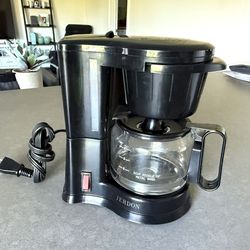 4-Cup Coffee Maker
