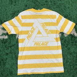 Palace Tri-Ferg Tee Size Large Brand New