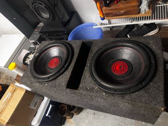 2 12s Subwoofers