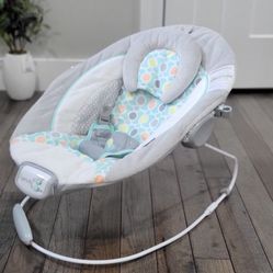 New baby chair (never used)