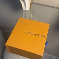 Louis Vuitton •Belts