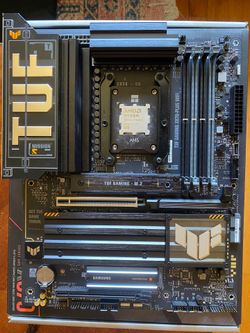 ASUS X870 Motherboard