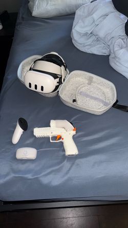 Meta quest 3 with acexr controller and battery pack