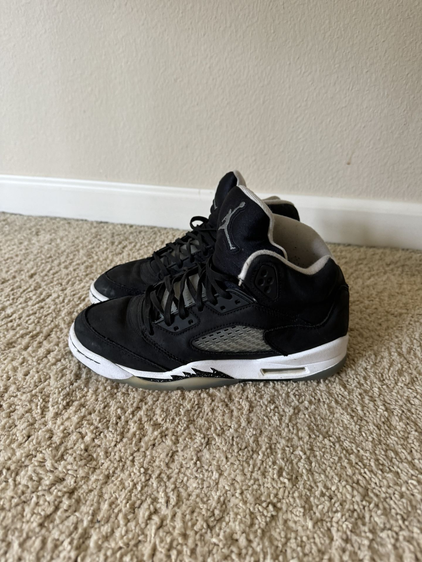 Air Jordan 5 Retro Oreo Black And White for Sale in Vancouver, WA OfferUp