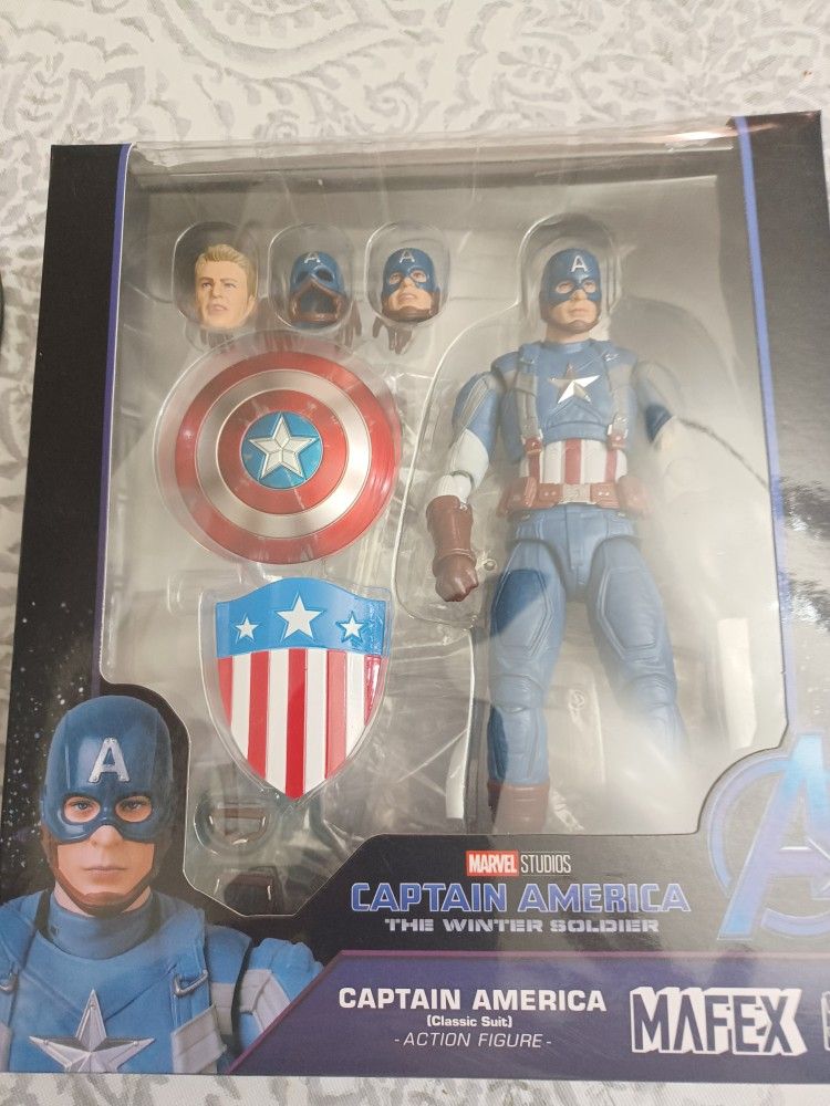 Captain America MAFEX