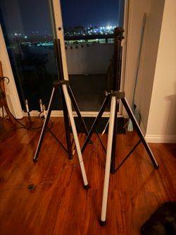 American DJ LTS Color Tripod T-Bar Black Pair