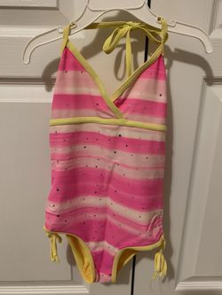 Girls swimming suit