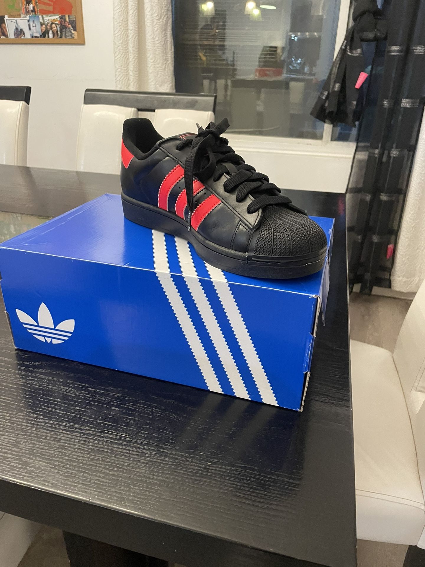 Adidas Superstar