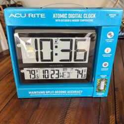 Acurite Atomic Digital Clock With Outdoor & Indoor Temperature Automatically Adjusts For Daylight Saving Time 